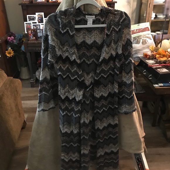 Long Sweater - Picture 1 of 3